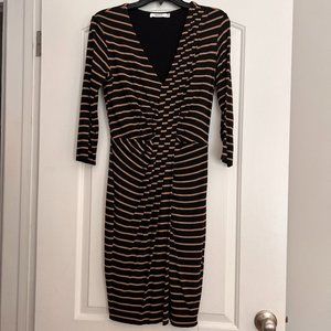 Bailey 44 dress size M, black and tan, long sleeve like new